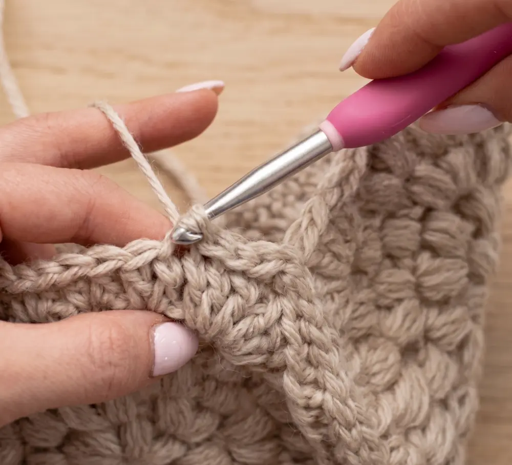 Puff Stitch Granny Square Crossbody Bag