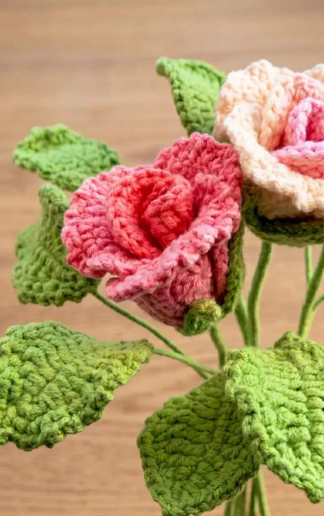 1: Crochet Rose Bouquet Pattern