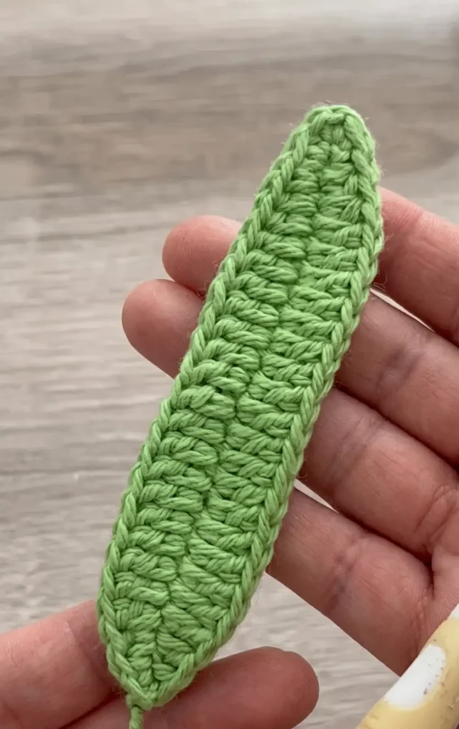 Crochet Lily Flower Pattern