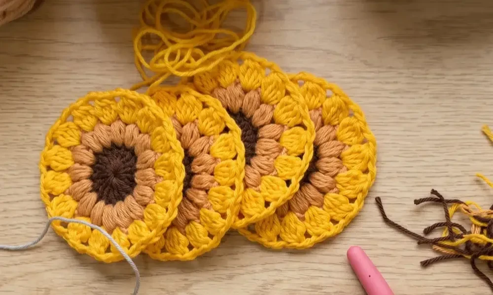 How to Crochet a Sunflower Bucket Hat