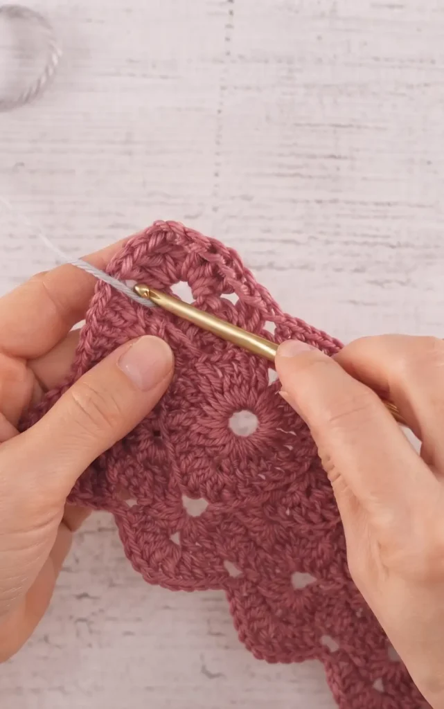 Crochet Granny Stripe Scarf Tutorial