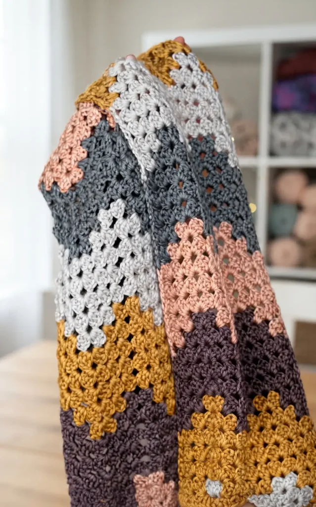 Crochet Granny Stripe Scarf Tutorial