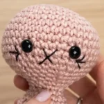 Crochet a Cat Amigurumi with a Free Beginner Pattern