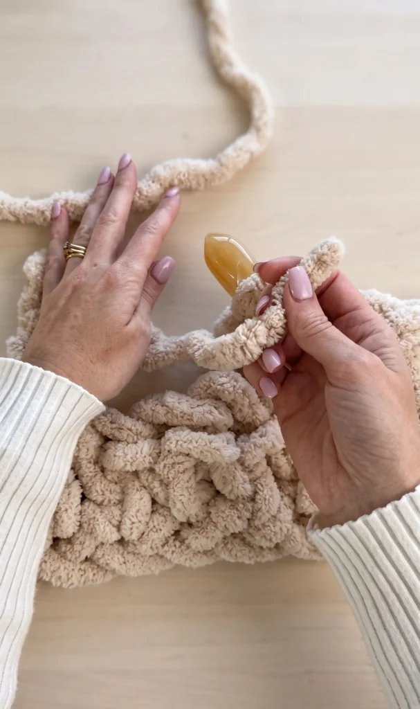 Fast & Chunky Crochet Blanket