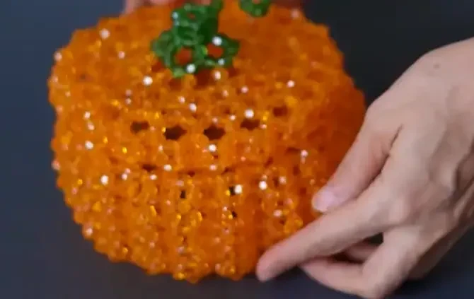 How to Crochet Pumpkin Candy Basket_resized