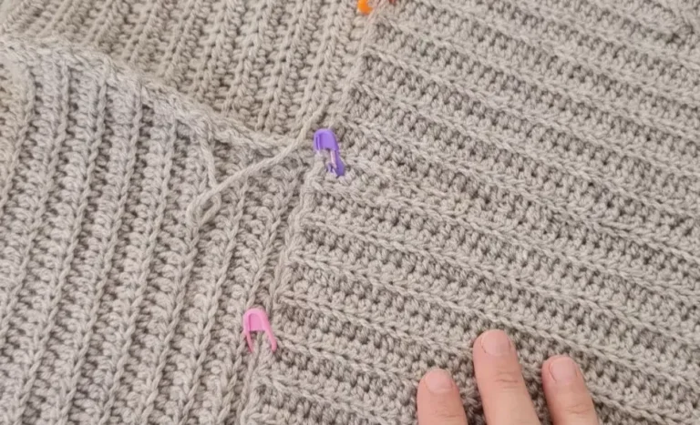 How to Crochet a Cute Fall Sweater