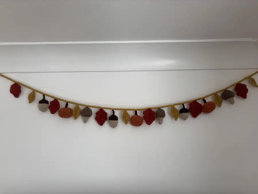 Autumn Leaf Crochet Garland
